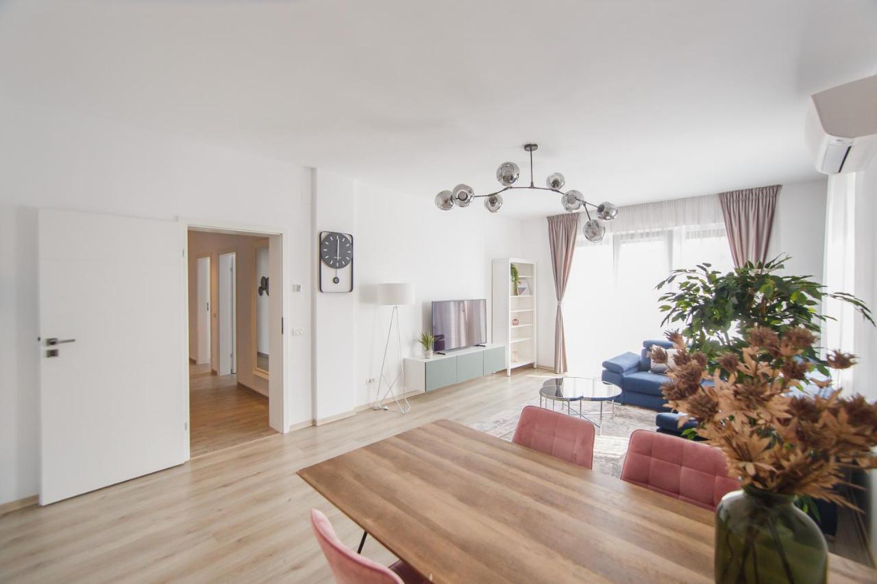 Perfect Harmony At Eas Residence Oradea Extérieur photo