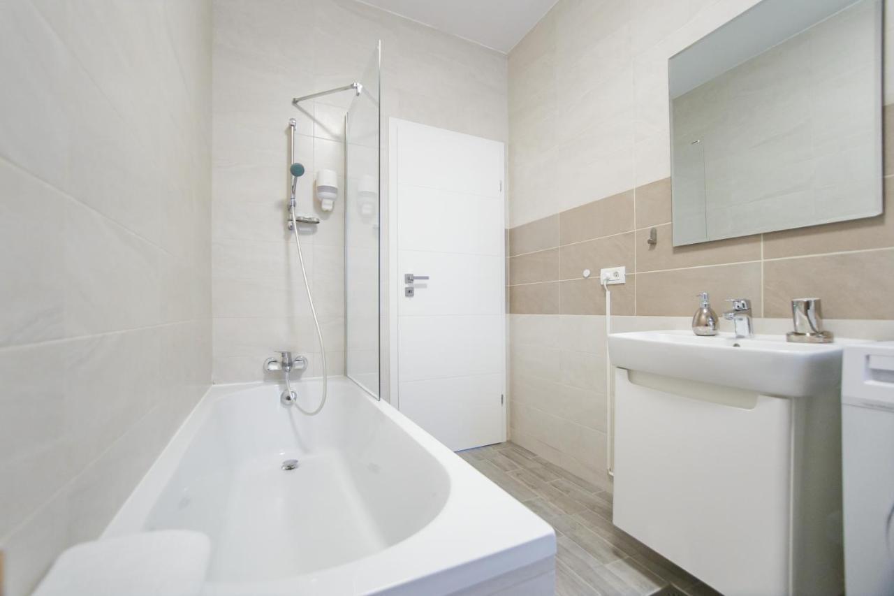 Perfect Harmony At Eas Residence Oradea Extérieur photo